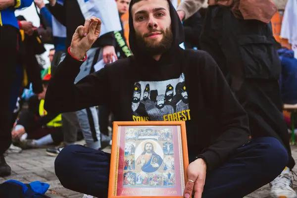 Understanding yizkor prayers with real life context