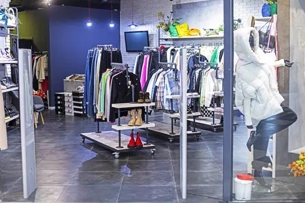 Behind the Scenes: How Tattoo Studios Maintain Clean and Safe Workspaces