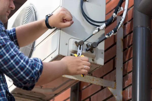AC Repair Henderson Services for Efficient Cooling Performance