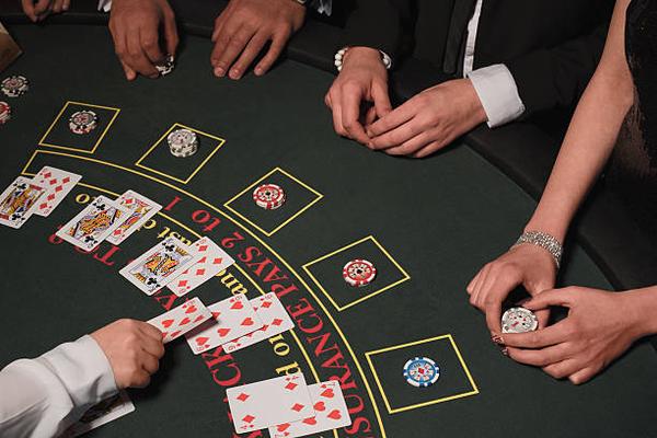 Exploring the Digital Entertainment Experience of an online casino Singapore