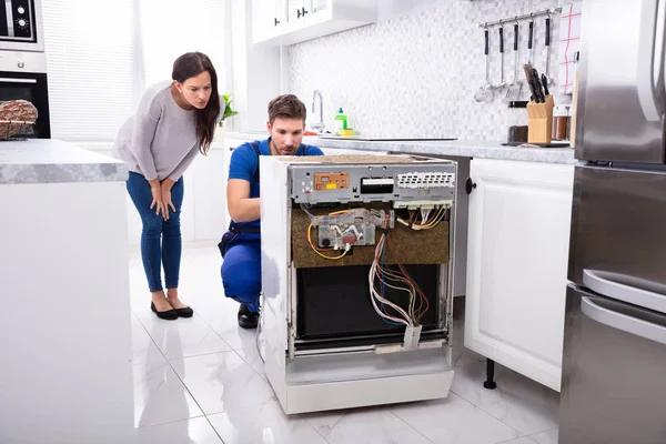 Simple Ways electrical repair services in Rehoboth Beach Improve Home Functionality
